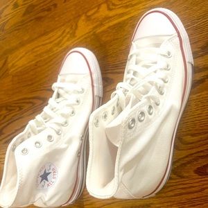Converse all star hi - optic white mens 7 woman’s 9 - brand new